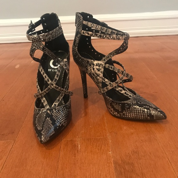 G by Guess Shoes - NWOT G by Guess "farrell" snakeskin look heels.